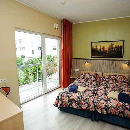 Ranna & Free Parking Hotel